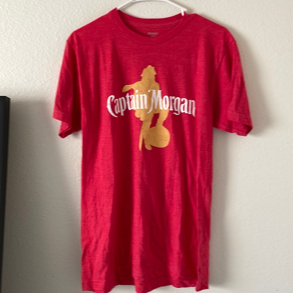 Captain Morgan tee